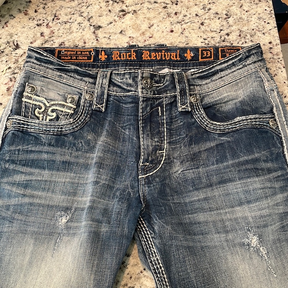 Mens Rock Revival jeans, like new!
